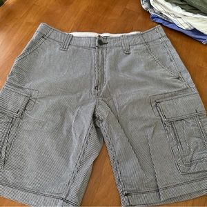 Men’s Denver Hayes size 34 shorts